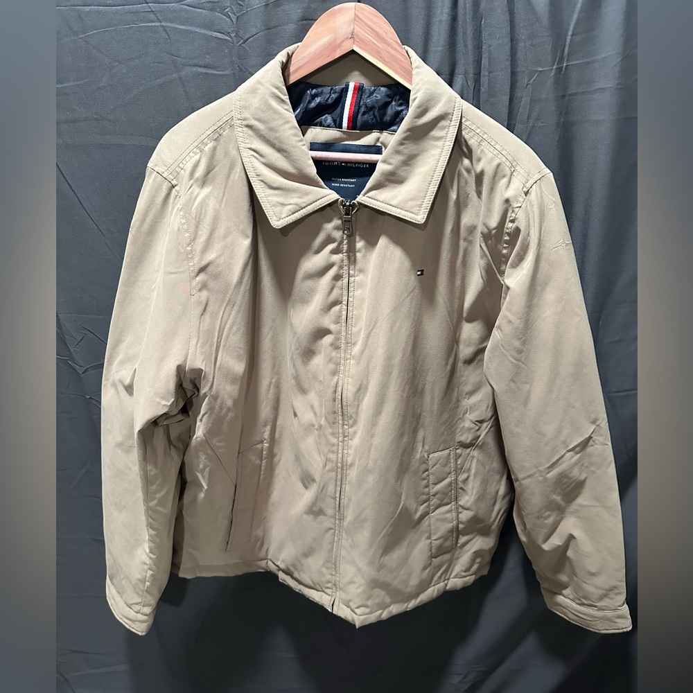 Tommy Hilfiger Men's Lightweight Microtwill Golf Jacket, Size XL